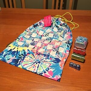 NWT Lilly Pulitzer Beach Game
